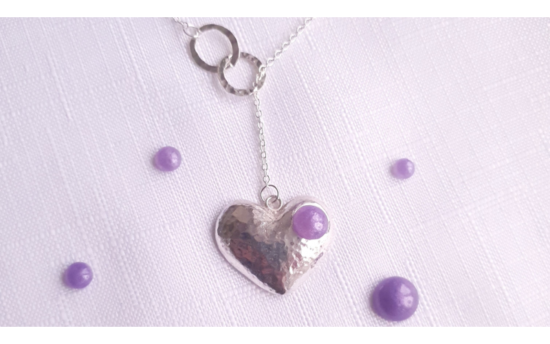 Image: https://d156t06c5w8ykm.cloudfront.net/competitiondesign/Eternally_Cherished_marieclaire_800x500.jpg Handmade necklace
