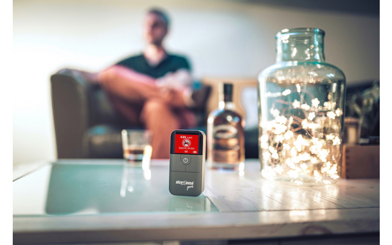 An AlcoSense Pro personal breathalyser