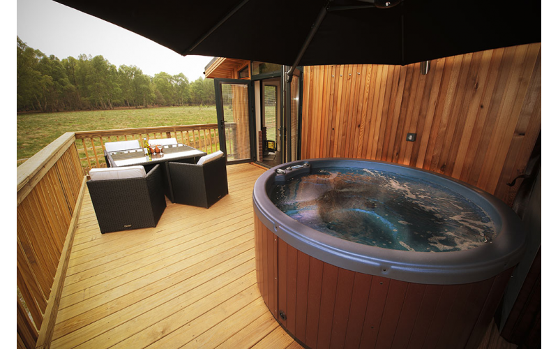 Image: https://d156t06c5w8ykm.cloudfront.net/competitiondesign/Sherwood_Hideaway_marieclaire_800x500.jpg Sherwood 3 or 4 night stay