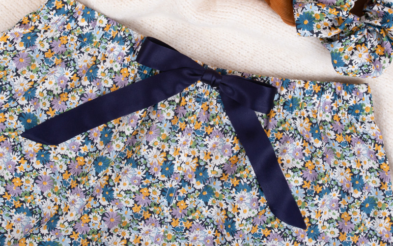 100 of Le Colonels lounge wear and accessories